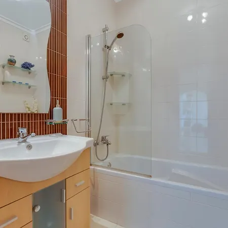 Luxury Penthouse Apartment Burgau